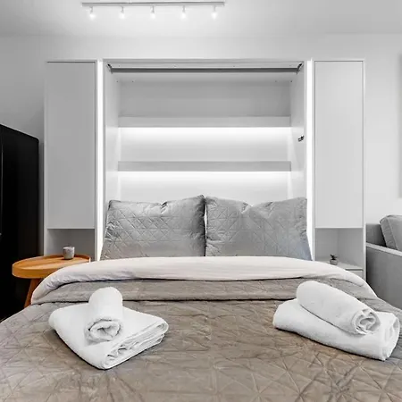 아파트 Terrazzo Lux With Balcony *